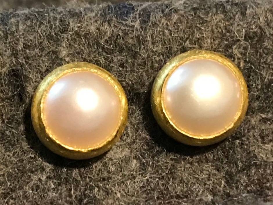Pearl Post Earrings
