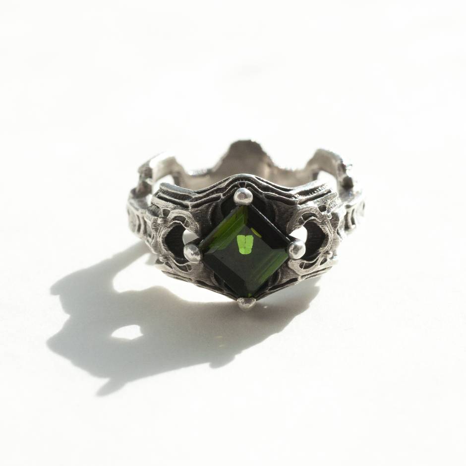 Entablature Ring