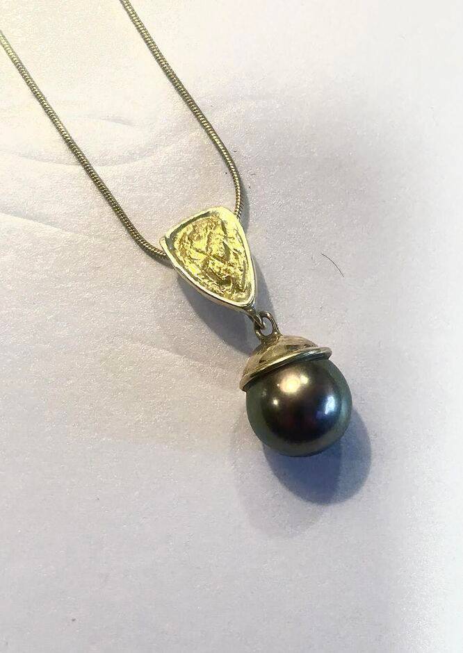 Tahitian Pearl Necklace