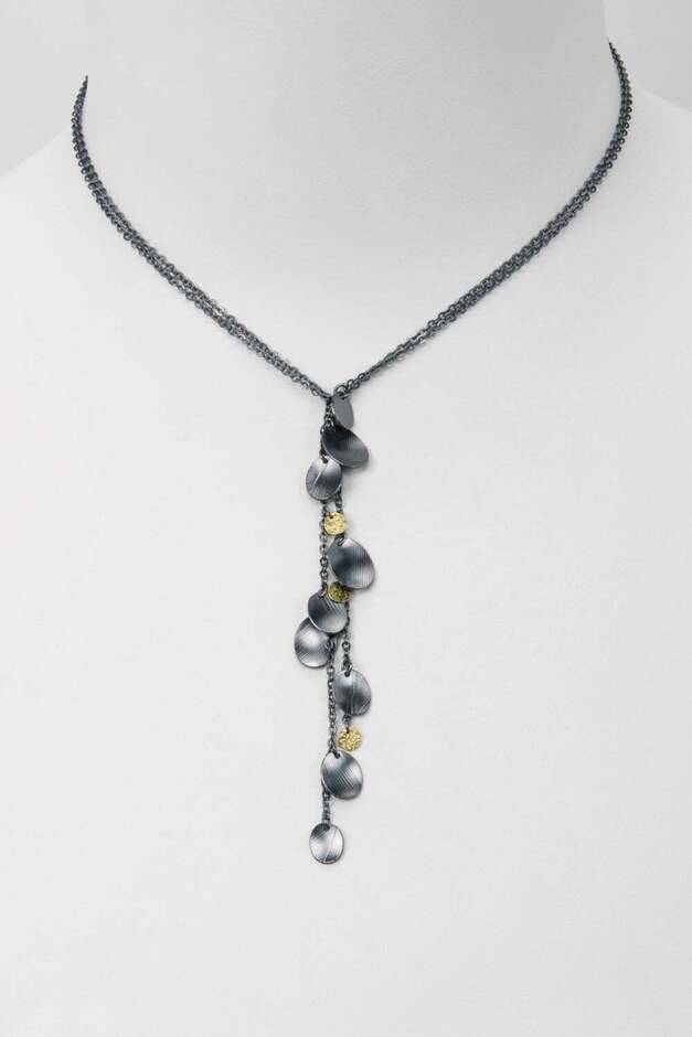 Lariat Feather Print