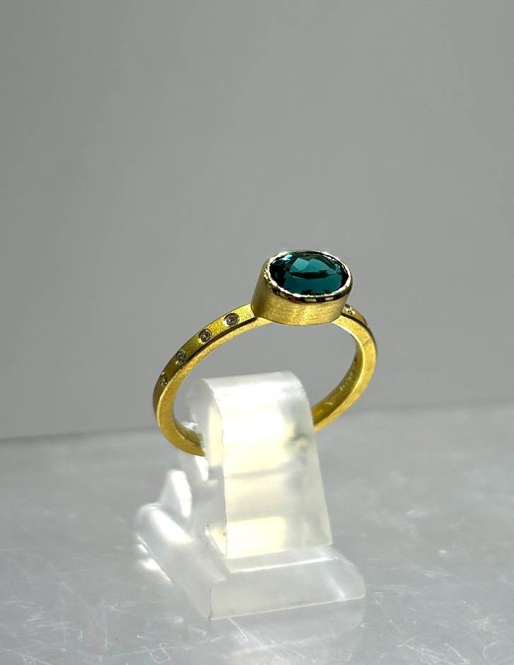 Oval Indicolite Tourmaline Ring